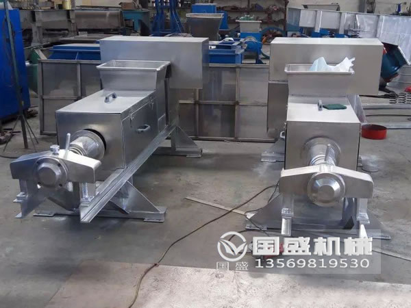 胡蘿卜破碎榨汁機 胡蘿卜破碎榨汁機